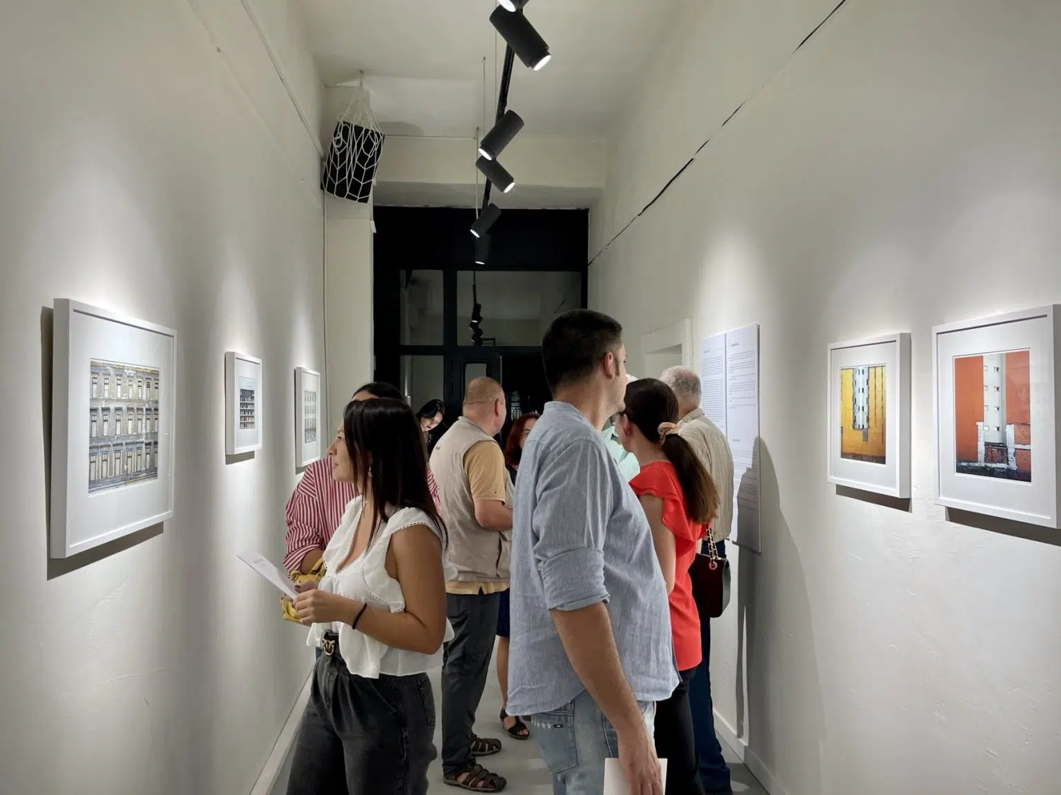 Izložba, Galerija F64