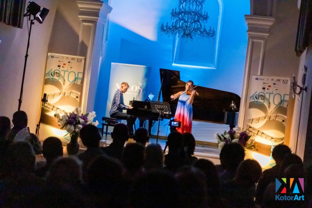 Kroz više od dva vijeka muzike – recital Andrije Jovovića na KotorArtu (FOTO)