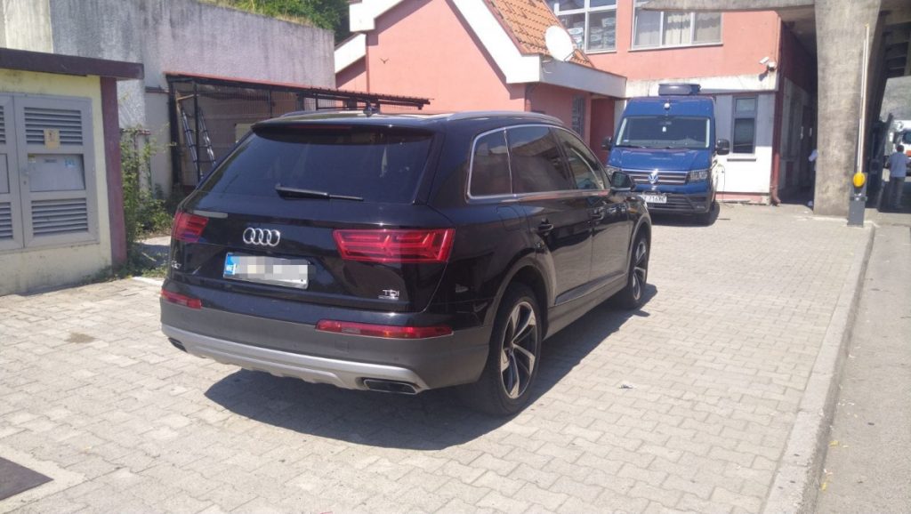 Granična policija na Božaju zaplijenila vozilo sa Interpolove potjernice iz Njemačke