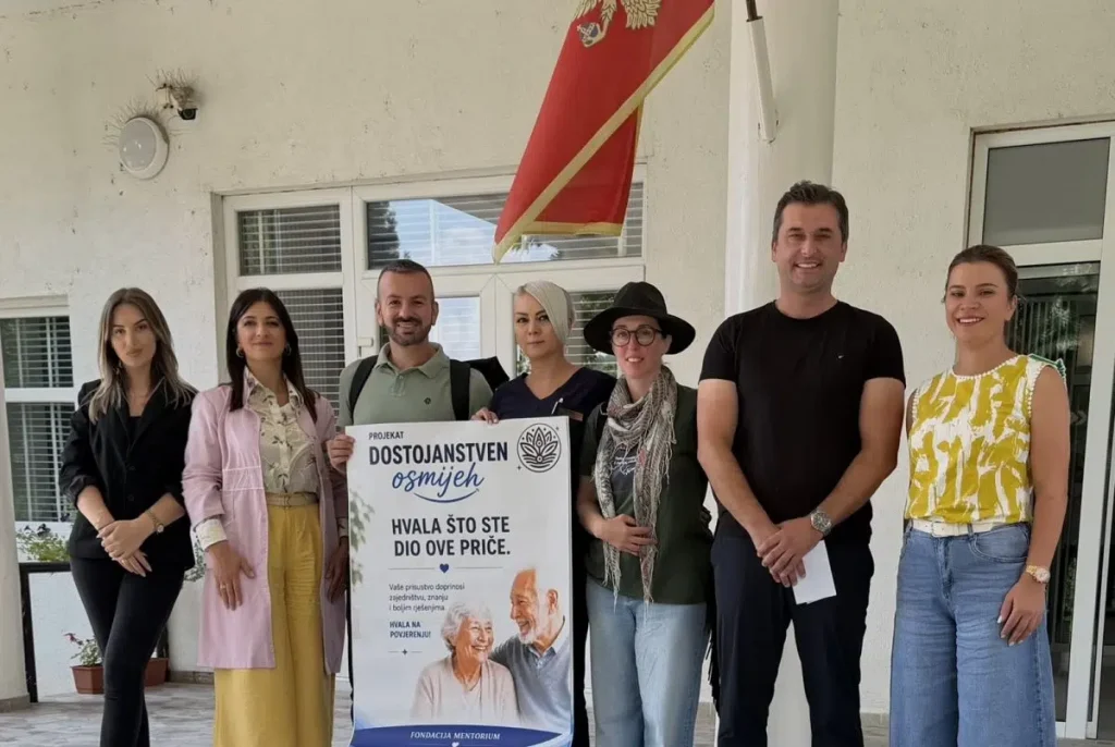 U Domu starih u Bijelom Polju predstavljen humanitarni projekat „Dostojanstven osmijeh“