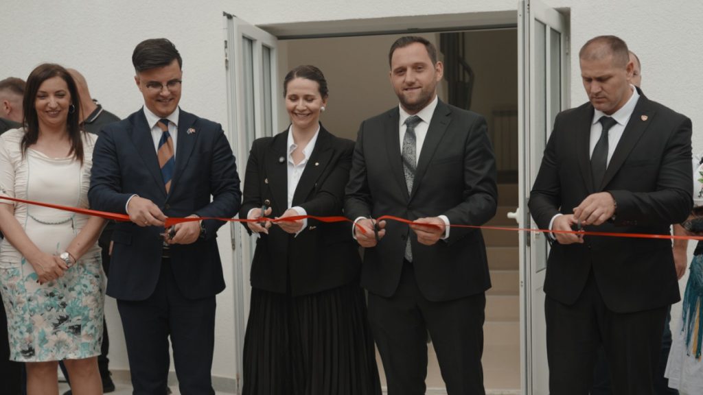 Poslije više decenija otvoren rekonstruisani objekat Ministarstva unutrašnjih poslova u Gusinju