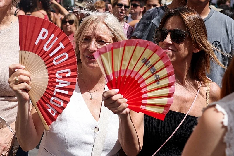 Pao rekord: Barselona nikad toplija, živa u termometru prešla 40 stepeni