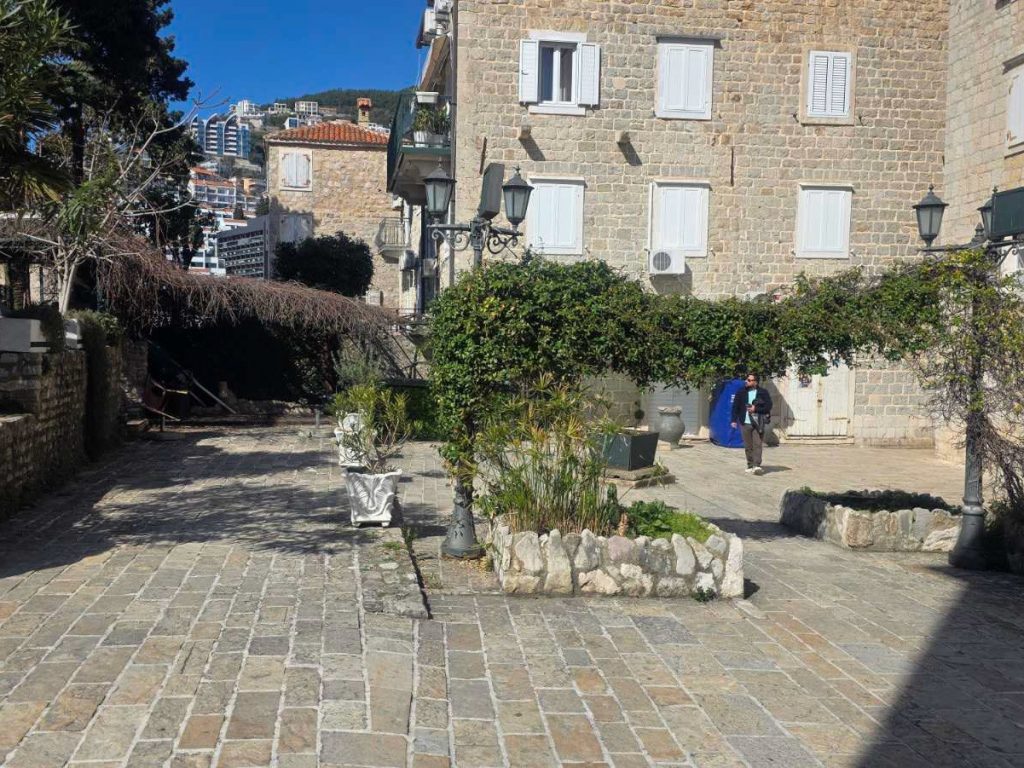Rimska Budva izlazi pred javnost: Otvaraju se terme na Trgu crkava