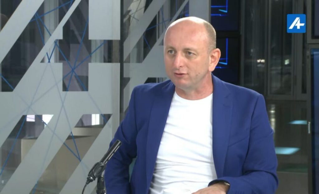 Knežević: Nema šanse da u Srbiji dođe do političkih promjena, Spajić se sastao sa Vučićem više nego ja!