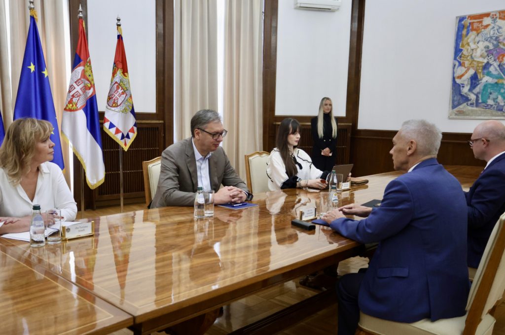 Sastanak predsjednika Vučića i ambasadora Rusije: Fokus na ekonomiji i očuvanju istorijskih vrijednosti