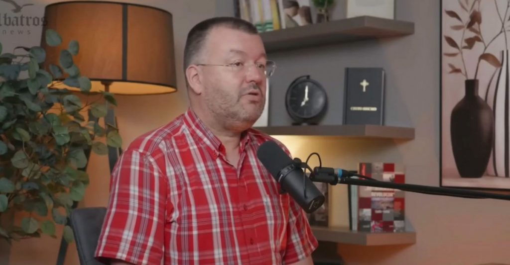Traže vlast, a kriju lica! Antić razotkrio ko stoji iza blokada!
