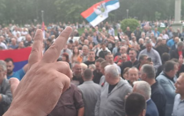 Obradović (NSD): Srpski narod u Crnoj Gori niko neće zastrašiti