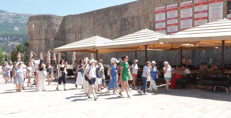 U Budvi 36.000 turista, sezona bolja nego lani