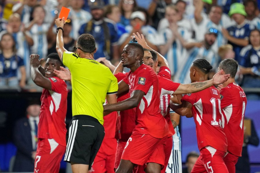Evropa odbacila FIFA tumačenje, slučajevi Embola i Almirona neće se ponavljati