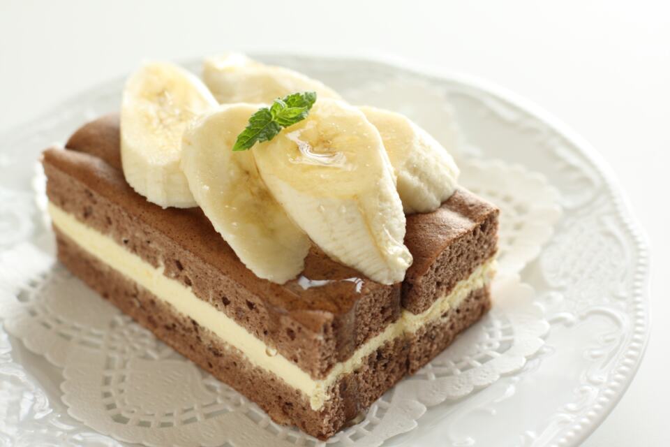 Brza čokoladna torta sa bananama: Gotova za nekoliko minuta bez klasičnog pečenja