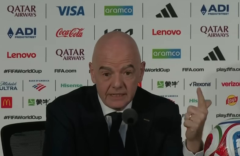 Infantino priprema „nuklearni udar“ na fudbal: Hoće da proda Mundijal