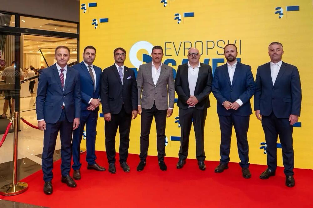 Da li će se Janović pridružiti Evropskom savezu? Bivši član DPS-a na godišnjici osnivanja saradnje SDP-a, SD-a…