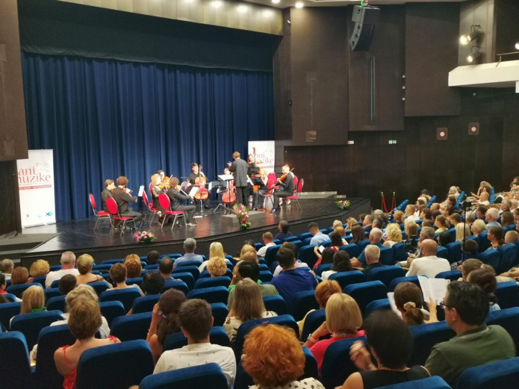 Barokna raskoš u crkvi Sv. Jeronima: Kamerata Herceg Novi na Danima muzike