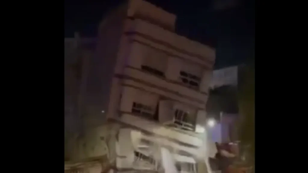 Drama kod Valensije: Stanari pobjegli trenutak prije nego što se zgrada urušila! (VIDEO)