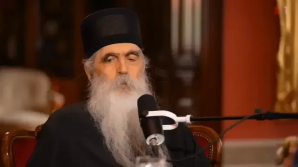 Episkop bački Irinej ućutkao blokaderku Mariju Vasić: „Pojas Presvete Bogorodice je fetišizacija?! To je primitivna kvalifikacija!” VIDEO