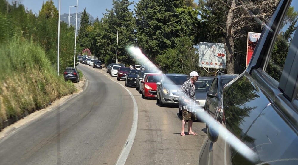 Motociklista u Baru oborio pješaka