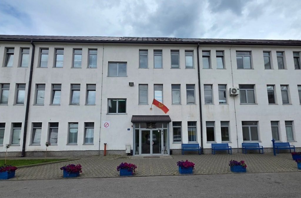 MPNI: Raspisan tender za rekonstrukciju drugog sprata učeničkog dijela JU Dom učenika i studenata Berane
