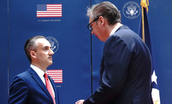 Vučić na prijemu povodom Dana nezavisnosti SAD-a: Američkom narodu i predsjedniku Trampu sam poželio mir, uspjeh i prosperitet
