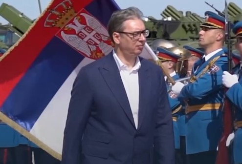 Vučić: Srbija je ispred, iznad i iza svakoga od nas (VIDEO)