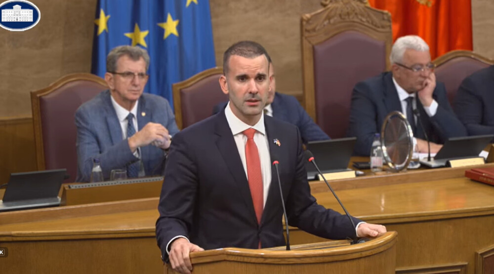 Spajić danas pred poslanicima: Pitanja o rekonstrukciji Vlade, ekonomiji, Air Montenegru, Kosovu i „Korejcima“